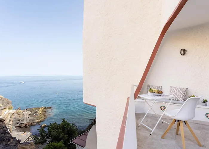 Home2book Charming Duplex *