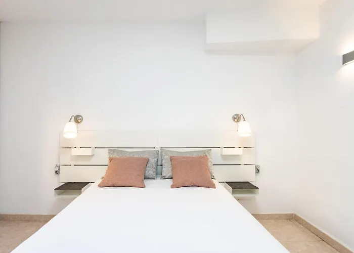 Home2book Charming Duplex *